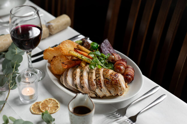 Market Tavern Christmas 2022-15